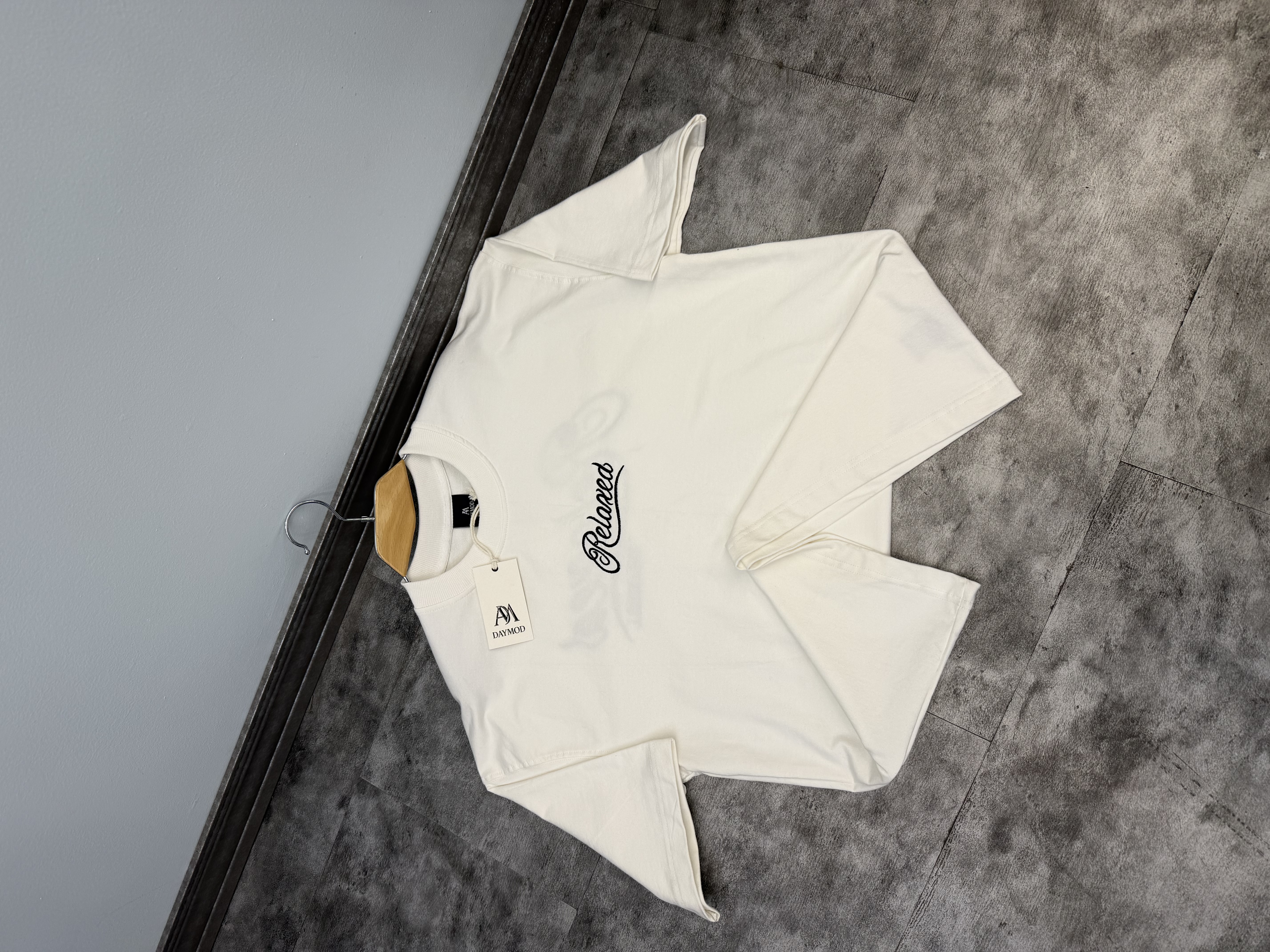 تیشرت گلدوزی relaxed